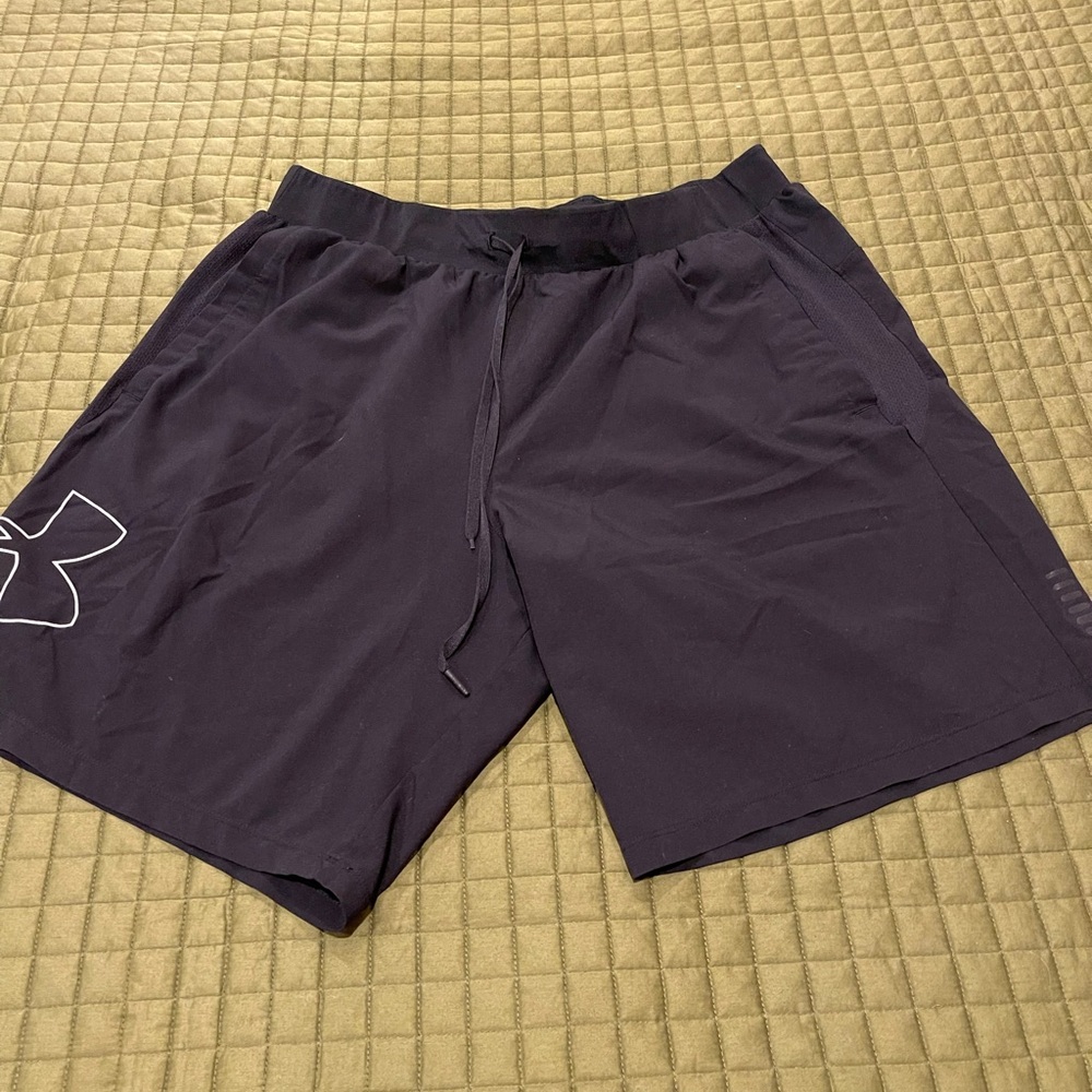 LG Men's Dark Gray Athletic Shorts